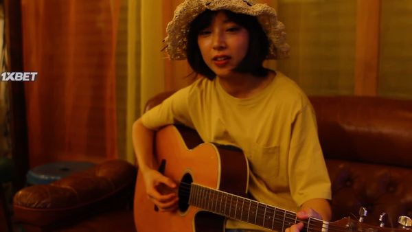 夏日疲劳少女